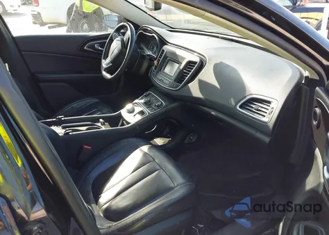 2015 Chrysler 200 C из США, поврежденный, VIN 1C3CCCCB1FN525135